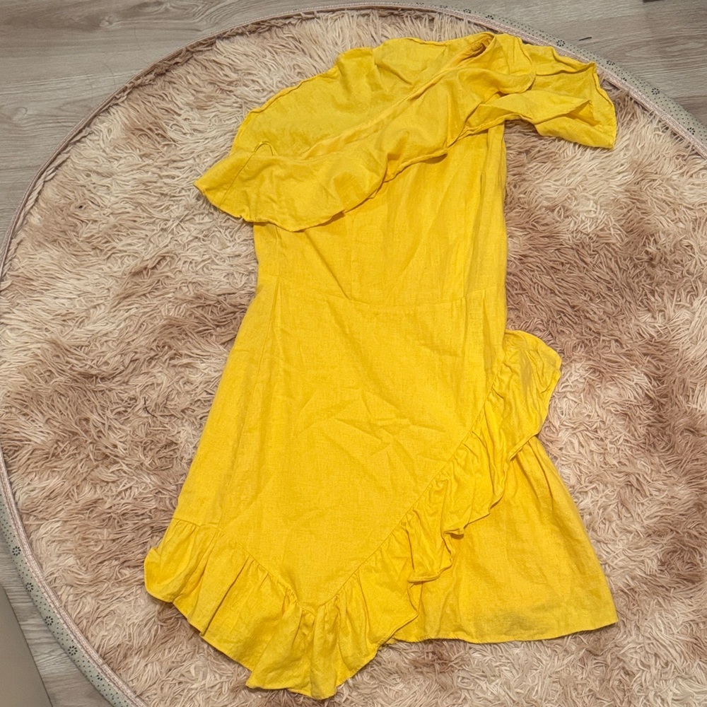 Yellow One-Shoulder Ruffle Sun Dress